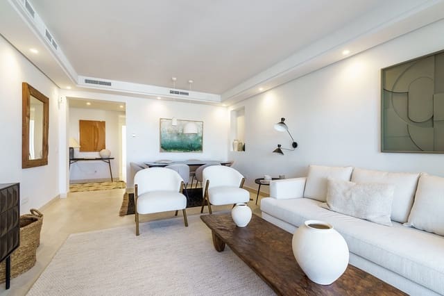 Apartamento de 3 habitaciones en Los Naranjos, Marbella en venta con piscina garaje - 722.500 € (Ref: 8342593)