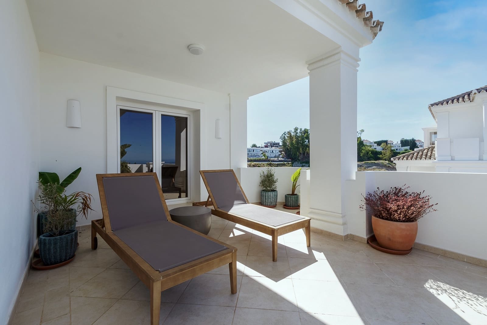 Apartamento de 3 habitaciones en Marbella en venta con piscina garaje - 722.500 € (Ref: 8342593)