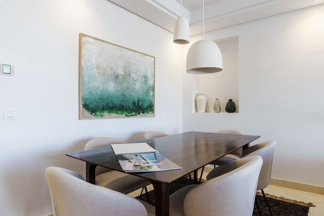 3 sypialnia Apartament na sprzedaż w Los Naranjos, Marbella z basenem garażem - 720 000 € (Ref: 8342593)