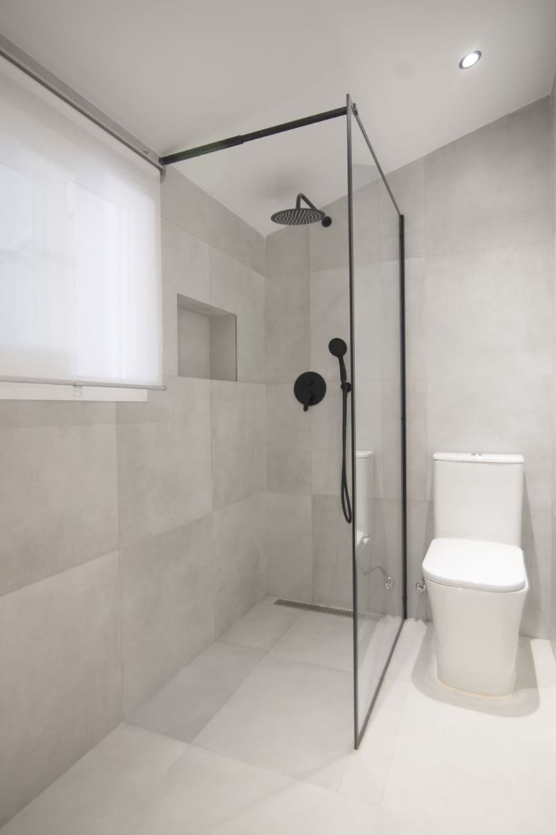 4 soveværelse Semi-Rækkehus til salg i Bel-Air med swimmingpool garage - € 720.000 (Ref: 8344492)