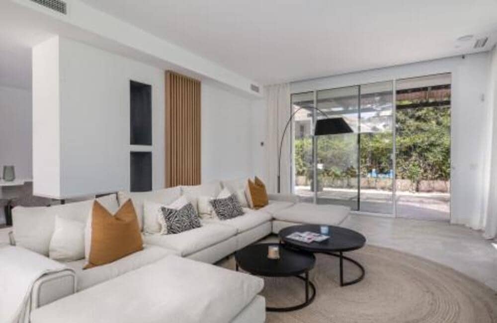 4 soveværelse Villa til salg i Guadalmina med swimmingpool garage - € 2.690.000 (Ref: 8344494)