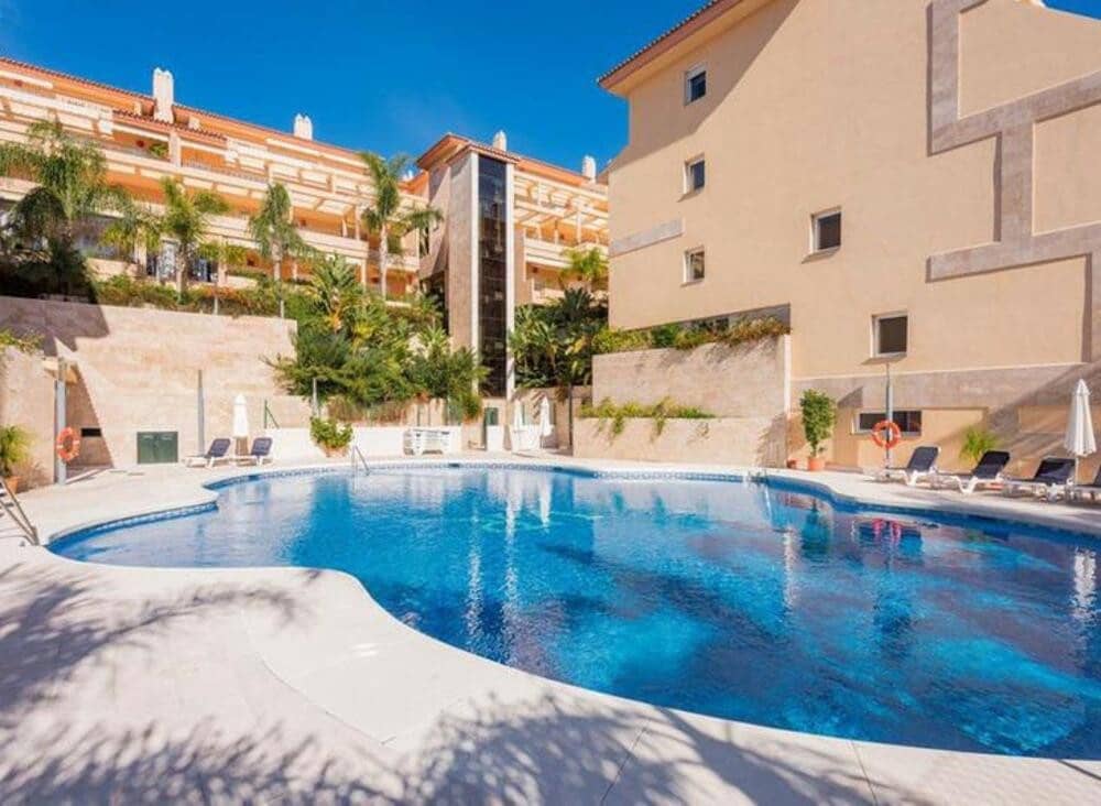 2 bedroom Apartment for rent in Marbella with pool garage - € 1,850 (Ref: 8347456)