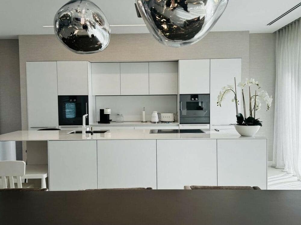 5 soveværelse Villa til leje i Guadalmina med swimmingpool garage - € 15.000 (Ref: 8359254)