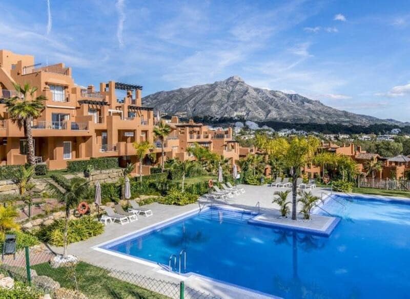 3 camera da letto Attico da affittare in Marbella con piscina garage - 3.300 € (Rif: 8365079)