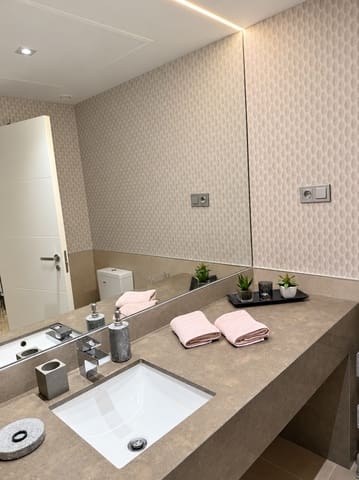 3 camera da letto Attico da affittare in Los Naranjos, Marbella con piscina garage - 3.300 € (Rif: 8365079)