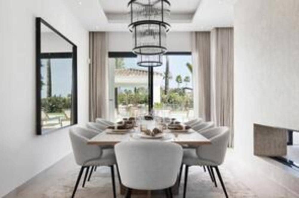 5 quarto Moradia para venda em Nueva Andalucia com piscina garagem - 3 495 000 € (Ref: 8376696)