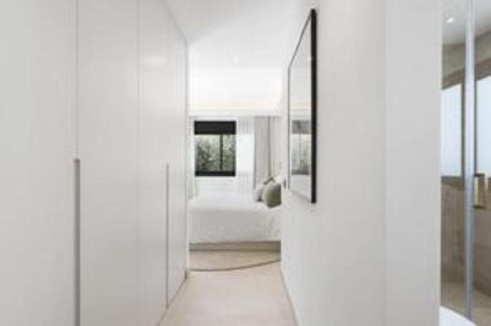 5 quarto Moradia para venda em Nueva Andalucia com piscina garagem - 3 495 000 € (Ref: 8376696)