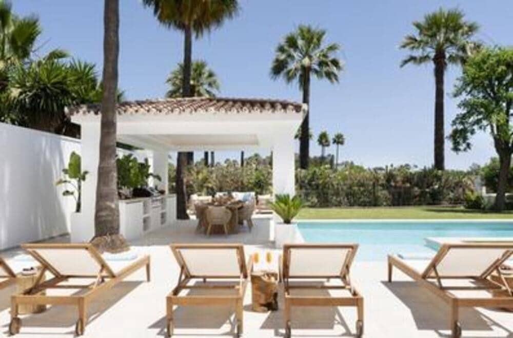 5 chambre Villa/Maison à vendre à Nueva Andalucia avec piscine garage - 3 495 000 € (Ref: 8376696)