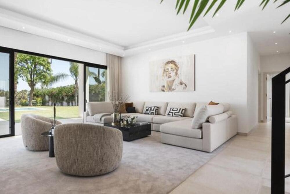 5 chambre Villa/Maison à vendre à Nueva Andalucia avec piscine garage - 3 495 000 € (Ref: 8376696)