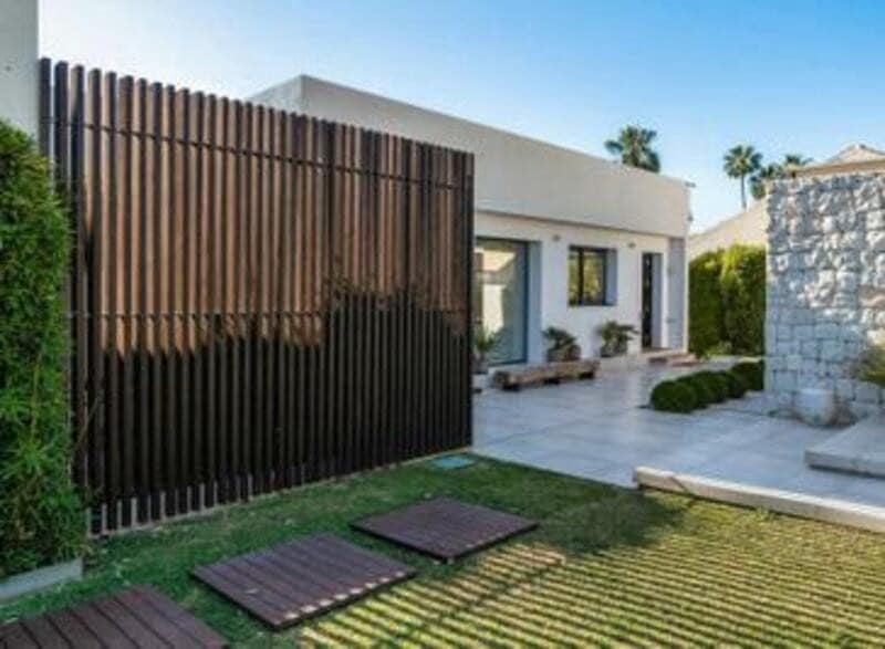 6 camera da letto Villa da affittare in Nueva Andalucia con piscina garage - 18.000 € (Rif: 8387899)