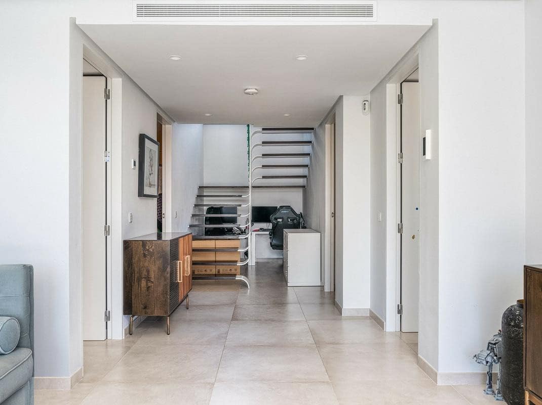 6 soveværelse Villa til leje i Nueva Andalucia med swimmingpool garage - € 18.000 (Ref: 8387899)