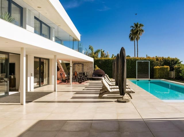 6 bedroom Villa for rent in Los Naranjos, Marbella with pool garage - € 18,000 (Ref: 8387899)