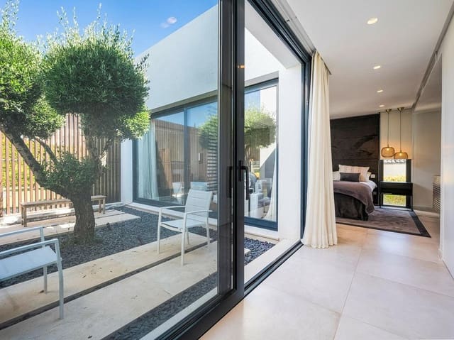 6 bedroom Villa for rent in Los Naranjos, Marbella with pool garage - € 18,000 (Ref: 8387899)