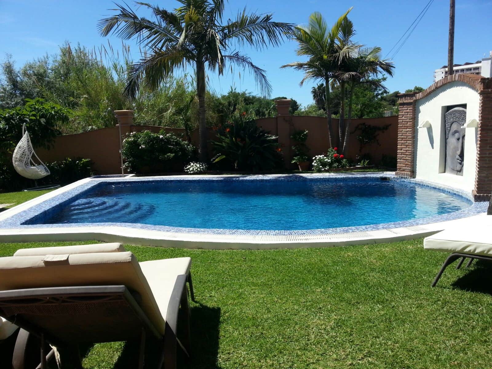 3 bedroom Villa for rent in Costalita with pool garage - € 6,500 (Ref: 8387904)