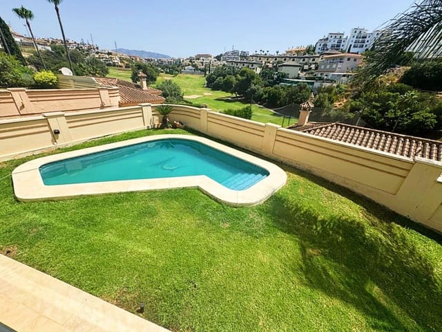3 sovrum Villa att hyra i Riviera del Sol, Mijas med pool garage - 3 800 € (Ref: 8420951)