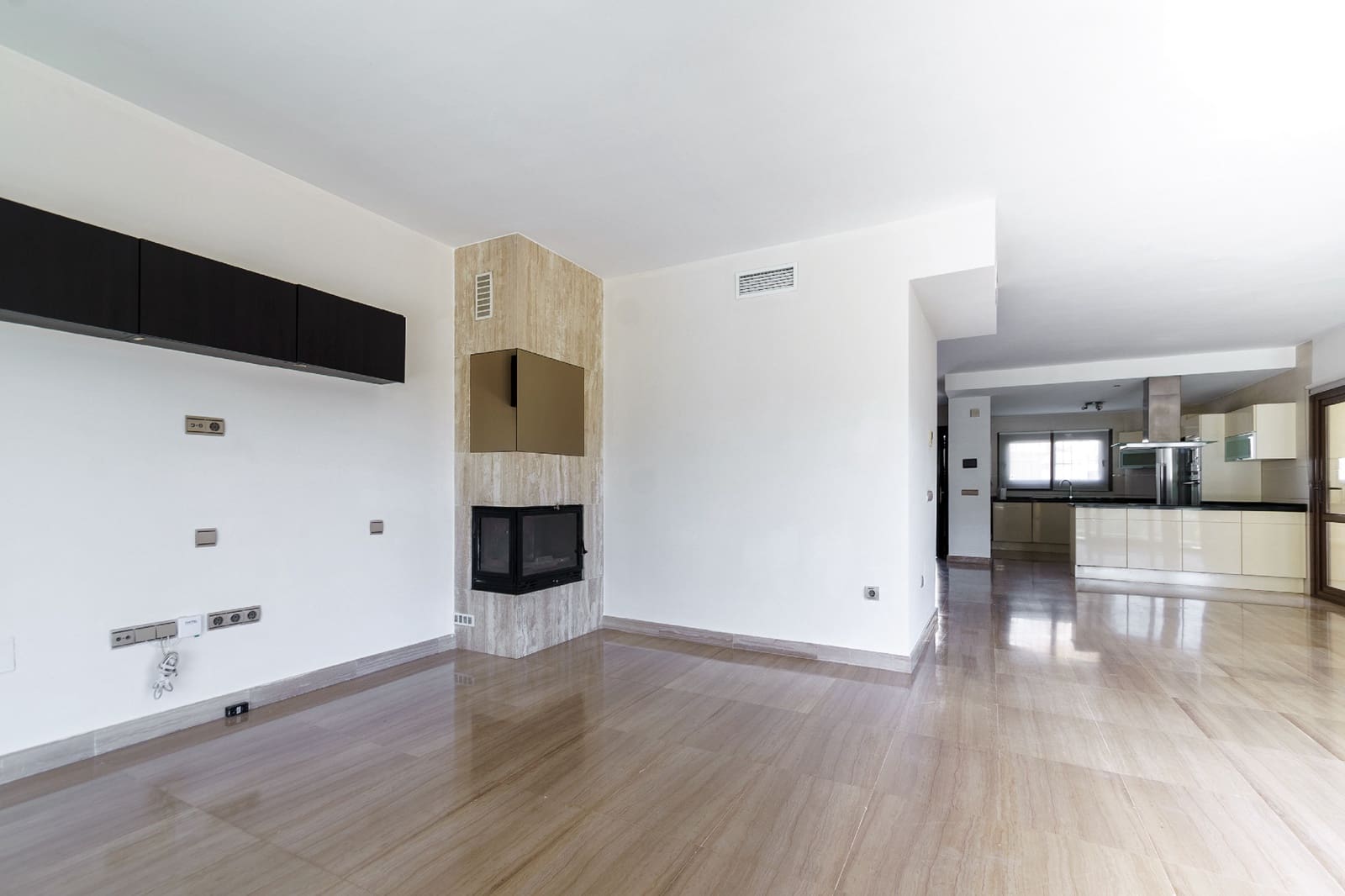 3 sovrum Villa att hyra i Riviera del Sol med pool garage - 3 800 € (Ref: 8420951)