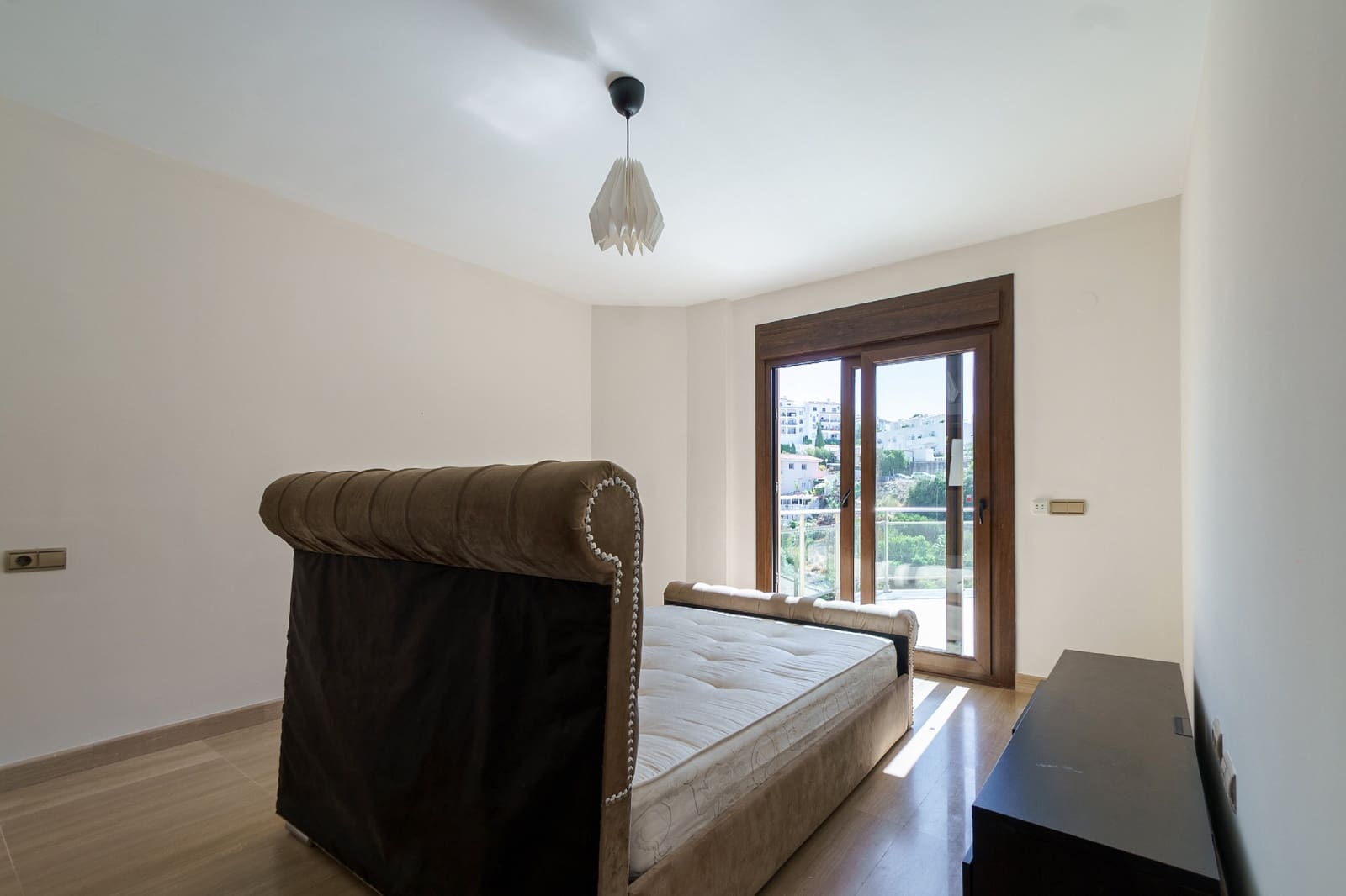 3 sovrum Villa att hyra i Riviera del Sol med pool garage - 3 800 € (Ref: 8420951)