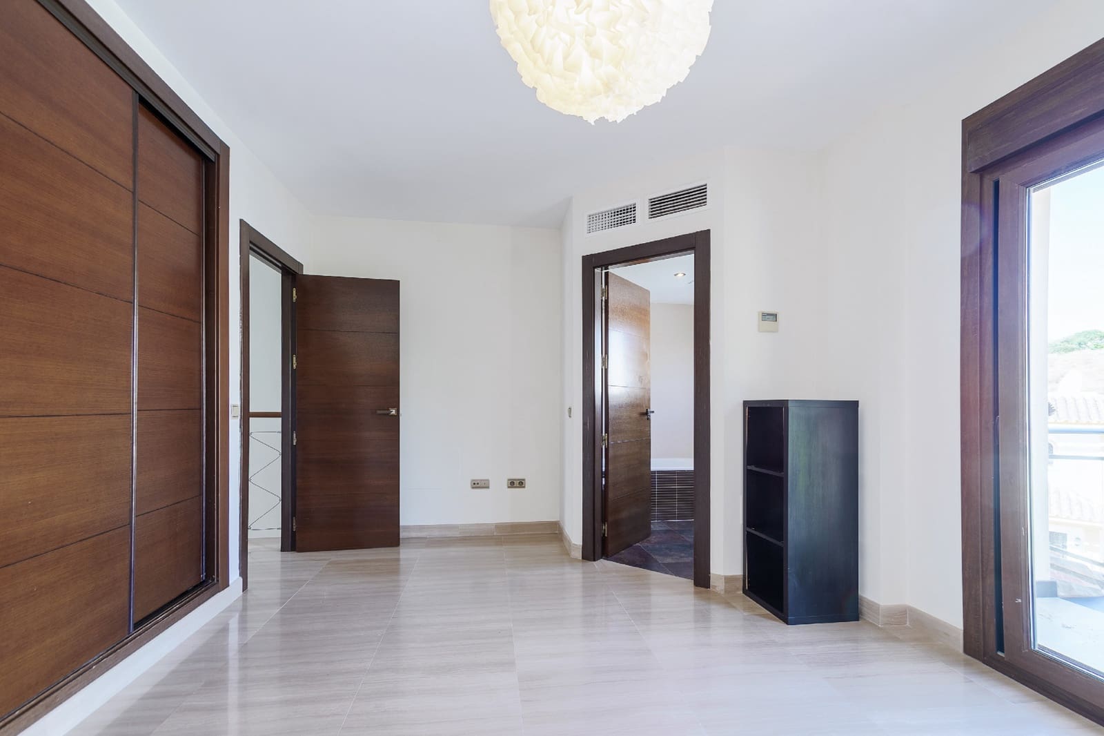 3 sovrum Villa att hyra i Riviera del Sol med pool garage - 3 800 € (Ref: 8420951)