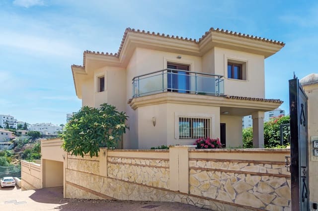 3 sovrum Villa att hyra i Riviera del Sol, Mijas med pool garage - 3 800 € (Ref: 8420951)