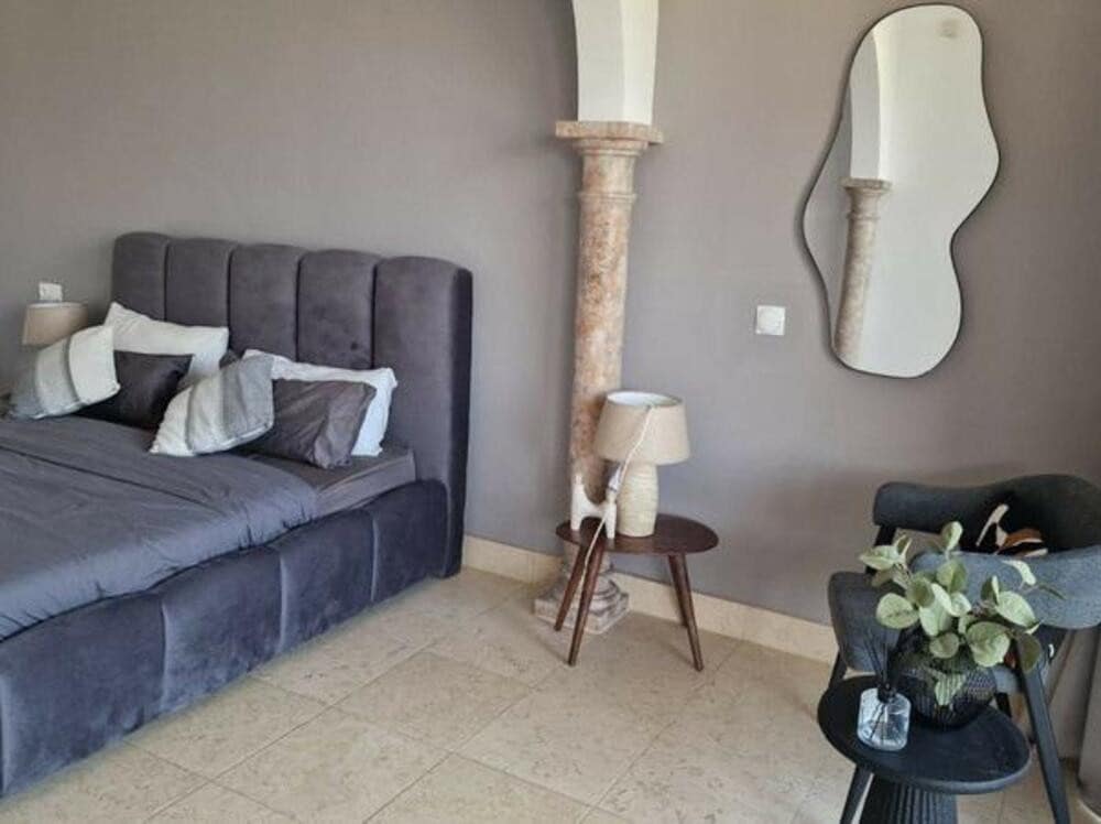 Appartement de 2 chambres à louer à Marbella avec piscine garage - 3 000 € (Ref: 8420952)