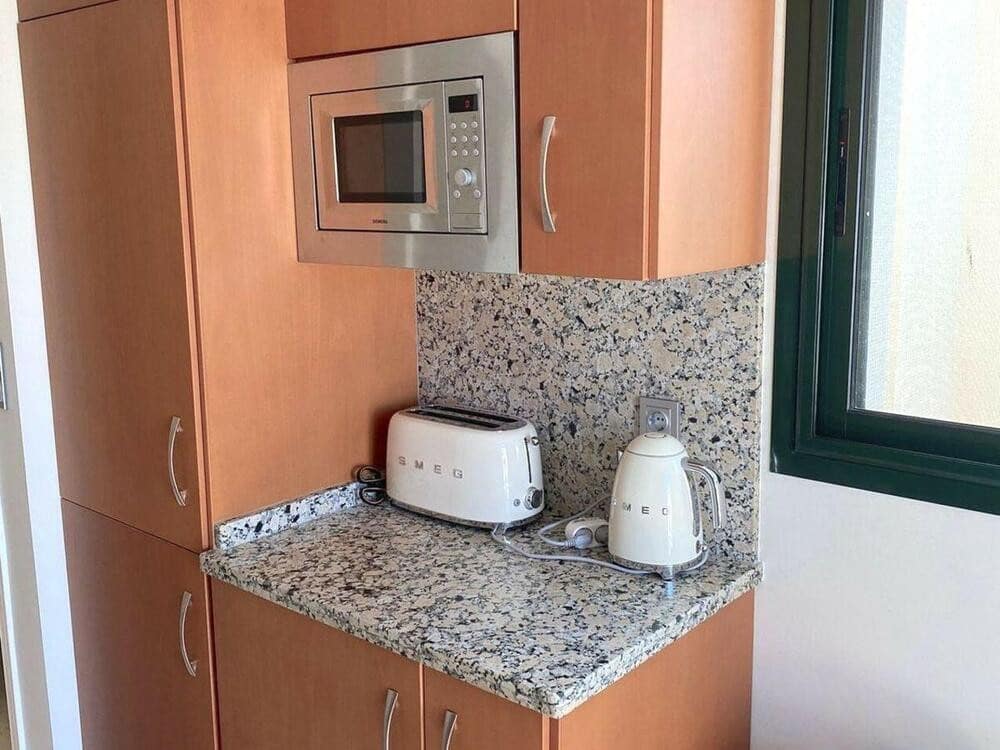 3 bedroom Penthouse for rent in Benahavis with pool - € 4,500 (Ref: 8432190)