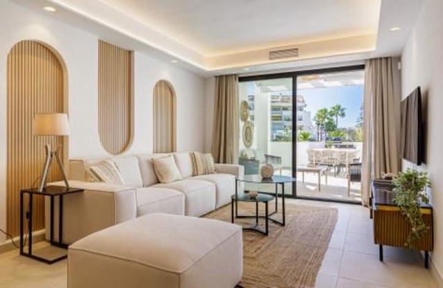 3 makuuhuone Huoneisto myytävänä paikassa Nueva Andalucía Centro, Marbella mukana uima-altaan 
autotalli - 780 000 € (Ref: 8436560)