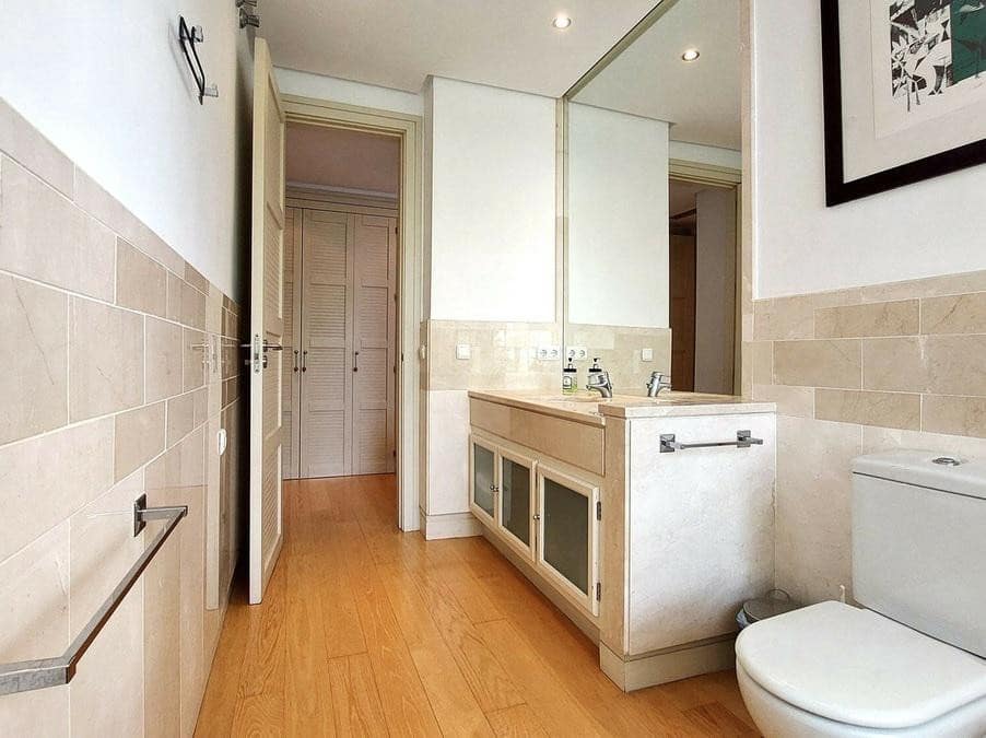 3 slaapkamer Penthouse te huur in Marbella met zwembad garage - € 6.500 (Ref: 8440157)