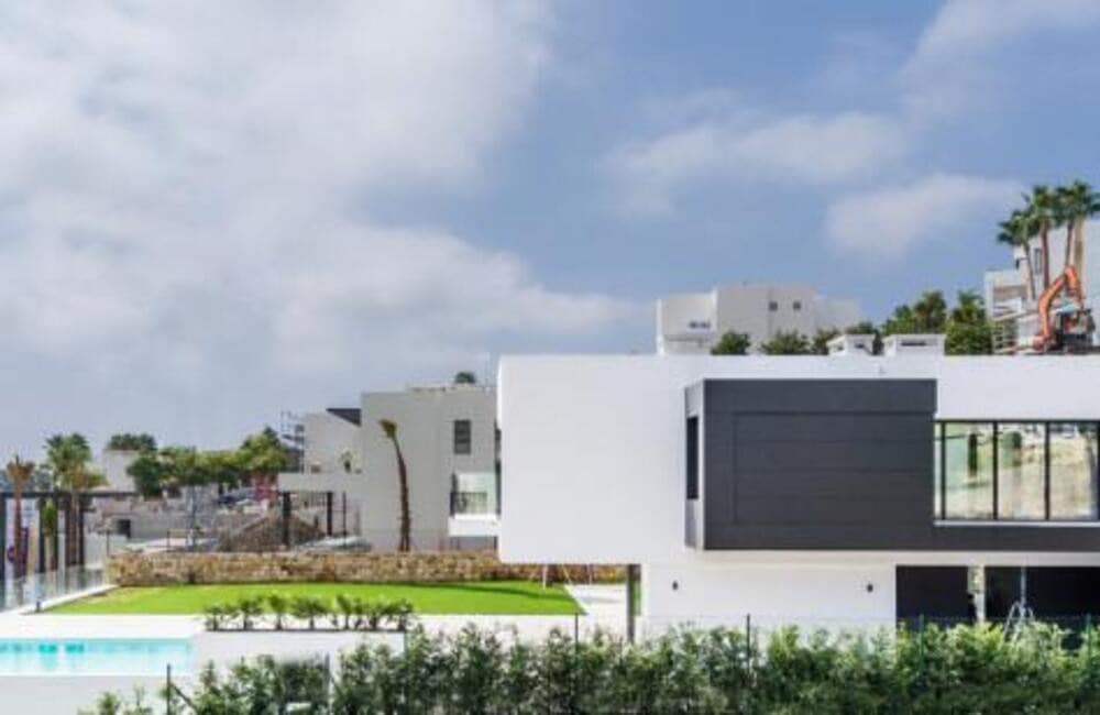 4 soveværelse Villa til leje i Benahavis med swimmingpool garage - € 17.000 (Ref: 8445138)