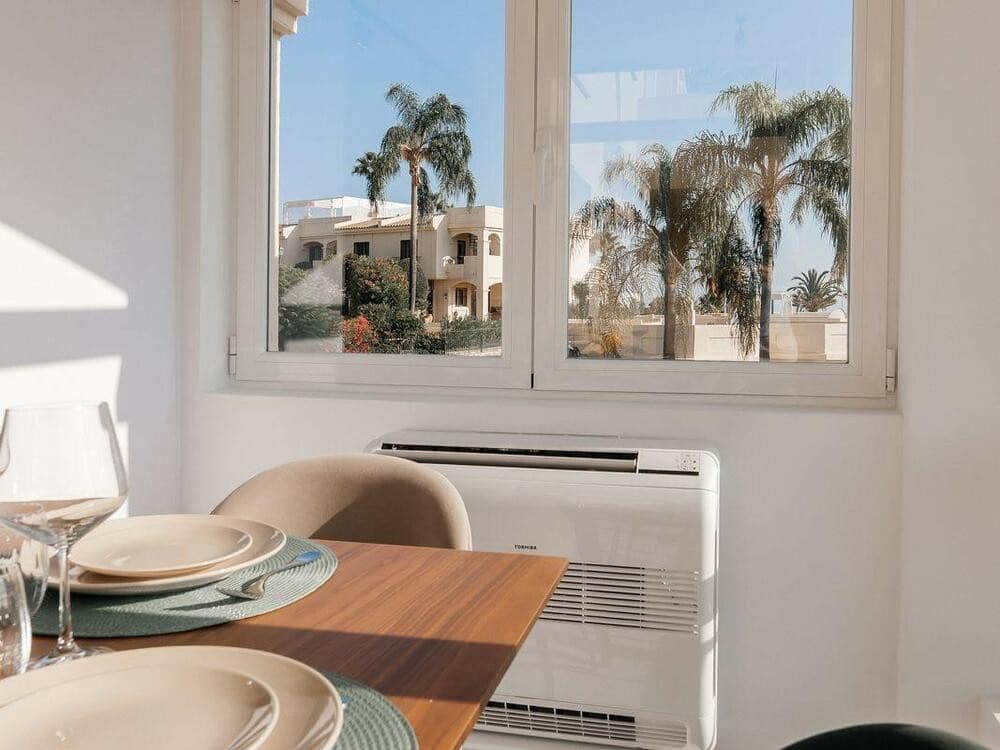 3 quarto Penthouse para venda em Benahavis com piscina garagem - 729 000 € (Ref: 8445140)