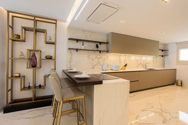 4 soveværelse Byhus til leje i Marbella - € 9.500 (Ref: 8456610)