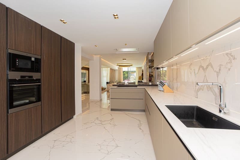 4 soveværelse Byhus til leje i Marbella - € 9.500 (Ref: 8456610)