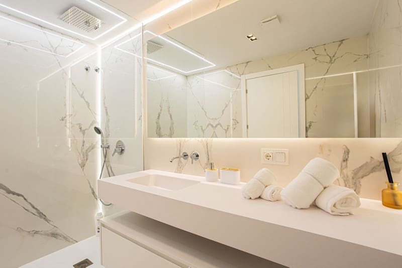 4 soveværelse Byhus til leje i Marbella - € 9.500 (Ref: 8456610)