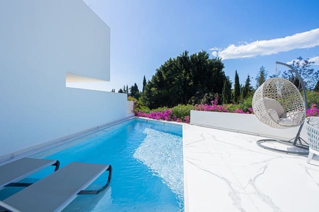 4 quarto Casa em Banda para arrendar em Lomas De Marbella, Marbella com piscina garagem - 8 500 € (Ref: 8456610)