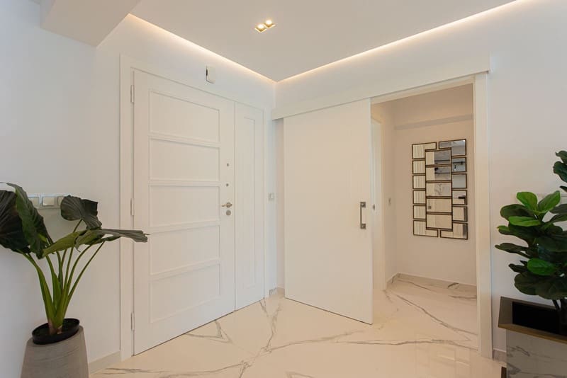 4 bedroom Townhouse for rent in Marbella with pool garage - € 8,500 (Ref: 8456610)
