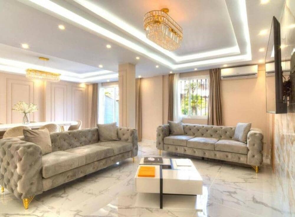 4 soveværelse Byhus til leje i Marbella med swimmingpool garage - € 4.000 (Ref: 8473430)