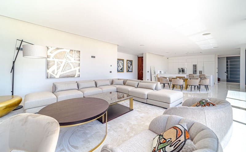 6 soveværelse Villa til leje i Nueva Andalucia med swimmingpool garage - € 21.000 (Ref: 8481755)