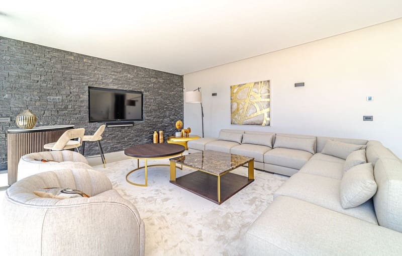 6 soveværelse Villa til leje i Nueva Andalucia med swimmingpool garage - € 21.000 (Ref: 8481755)