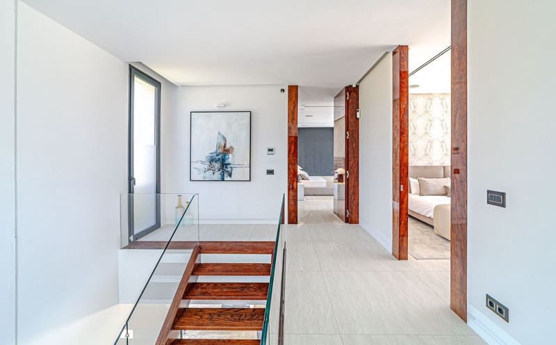 6 soveværelse Villa til leje i Nueva Andalucia med swimmingpool garage - € 21.000 (Ref: 8481755)