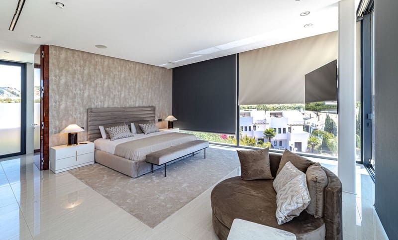 6 soveværelse Villa til leje i Nueva Andalucia med swimmingpool garage - € 21.000 (Ref: 8481755)