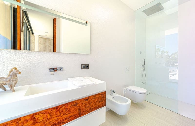 6 soveværelse Villa til leje i Nueva Andalucia med swimmingpool garage - € 21.000 (Ref: 8481755)