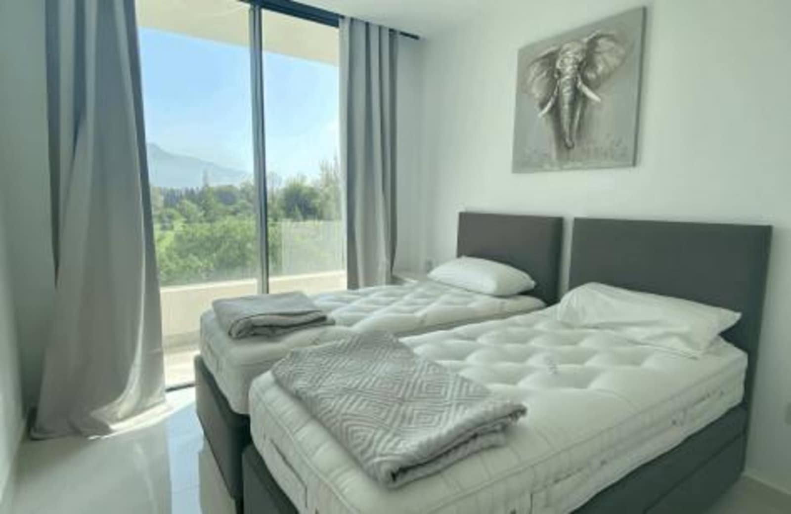 3 soveværelse Penthouse til leje i Atalaya-Isdabe med swimmingpool garage - € 5.000 (Ref: 8499766)