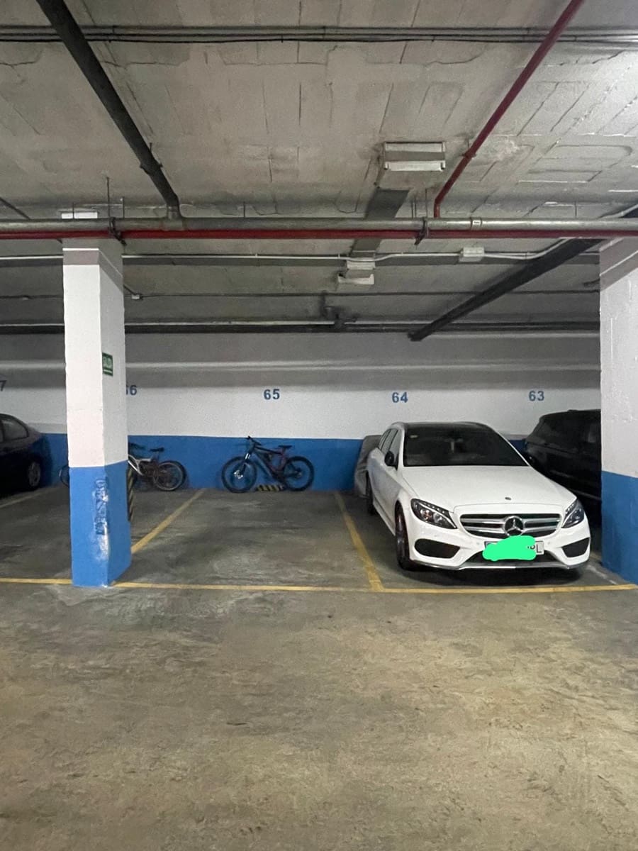 3 makuuhuone Huoneisto myytävänä paikassa San Pedro de Alcantara mukana uima-altaan 
autotalli - 650 000 € (Ref: 8505399)