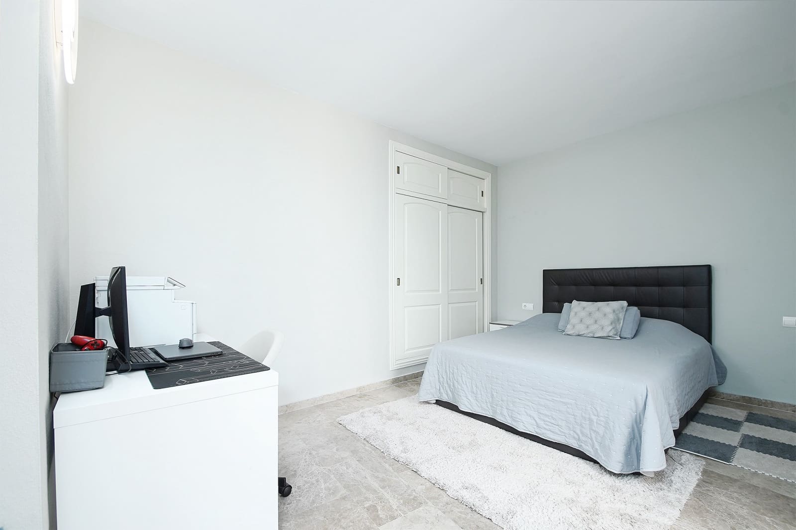 3 makuuhuone Huoneisto myytävänä paikassa San Pedro de Alcantara mukana uima-altaan 
autotalli - 650 000 € (Ref: 8505399)