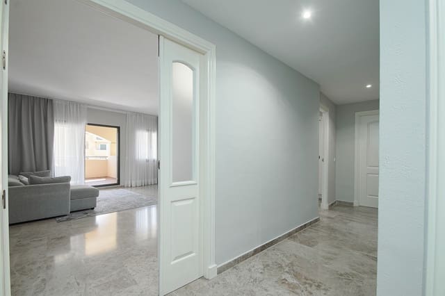 3 quarto Apartamento para venda em Nueva Alcántara, Marbella com piscina garagem - 750 000 € (Ref: 8505399)