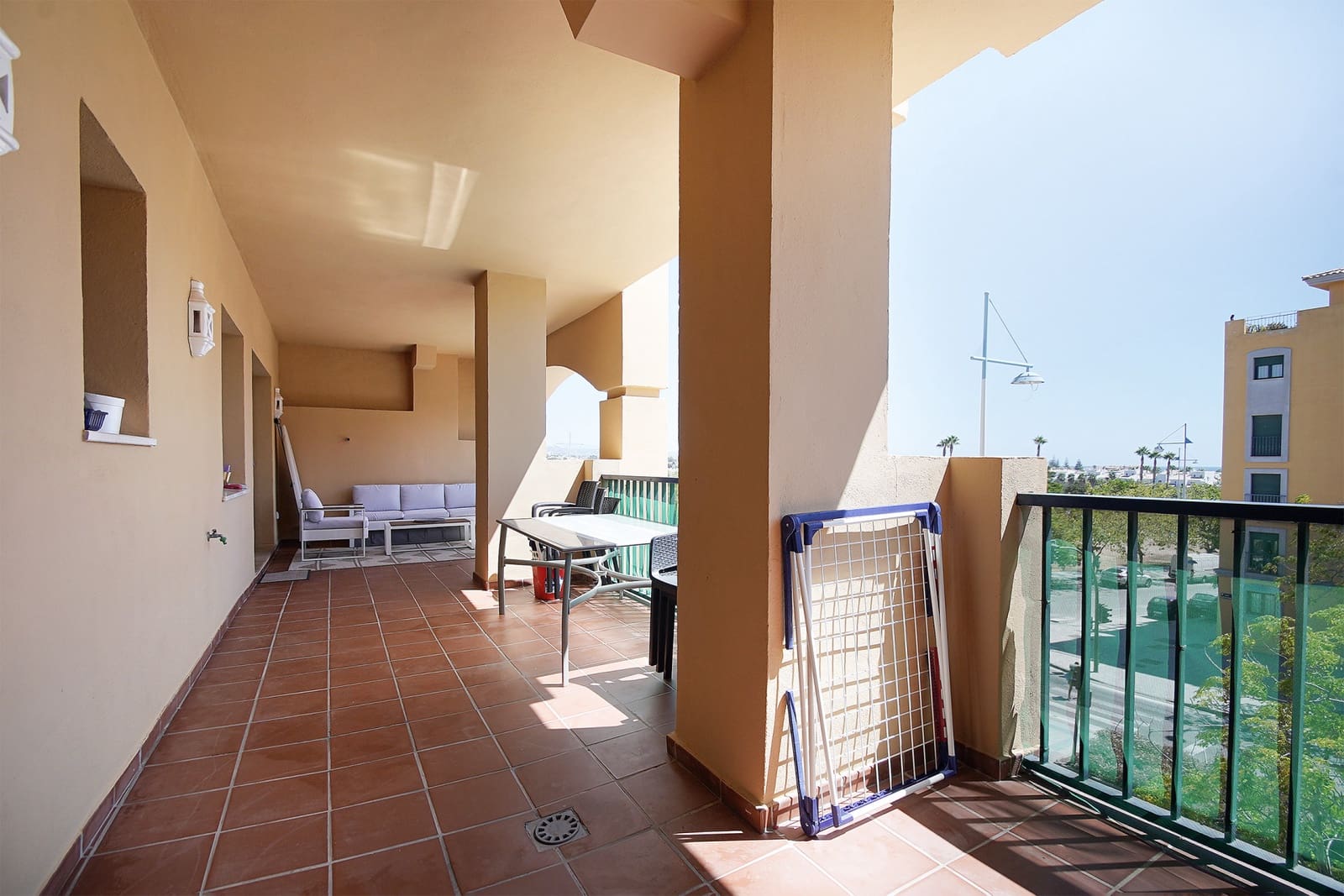 3 quarto Apartamento para venda em San Pedro de Alcantara com piscina garagem - 750 000 € (Ref: 8505399)