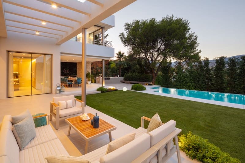 4 quarto Moradia para arrendar em Nueva Andalucia com piscina garagem - 15 000 € (Ref: 8514071)