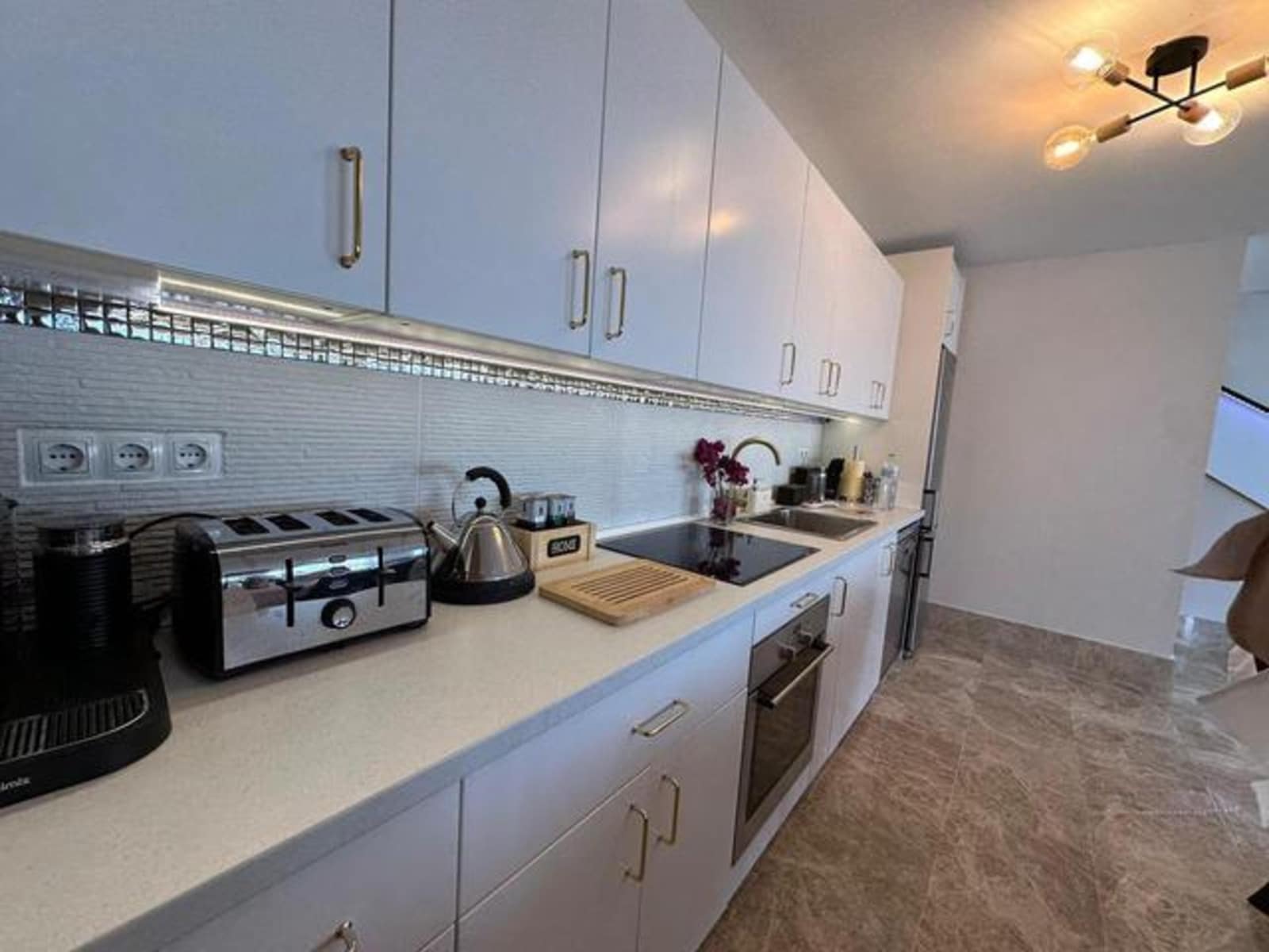3 soveværelse Penthouse til salg i Marbella med swimmingpool garage - € 795.000 (Ref: 8526371)