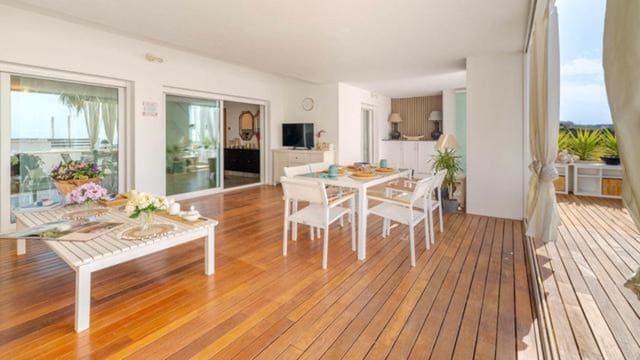 3 quarto Penthouse para venda em Santa Clara, Marbella com piscina garagem - 795 000 € (Ref: 8526371)