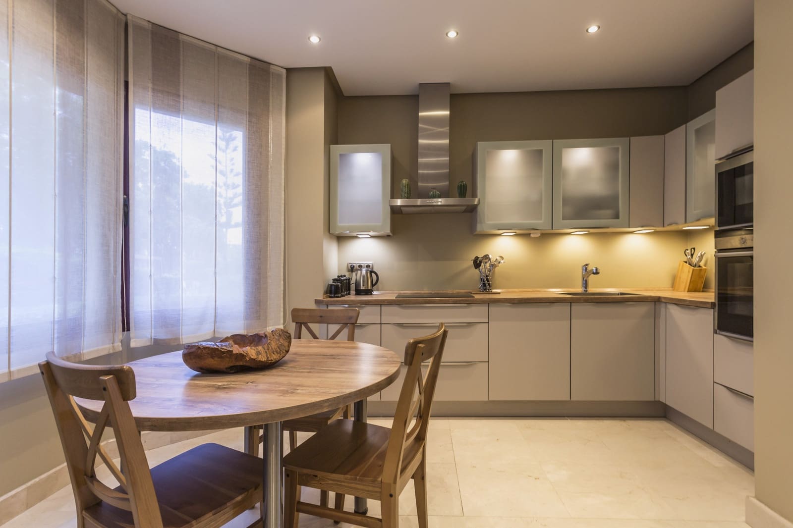 2 Zimmer Apartment zu verkaufen in Marbella mit Pool Garage - 1.750.000 € (Ref: 8526373)