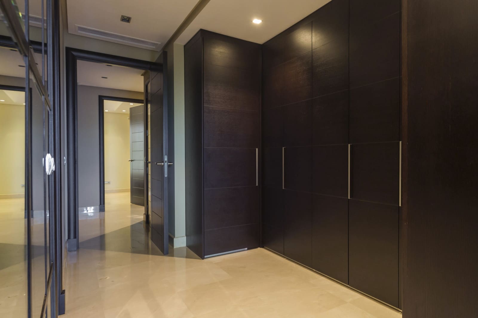 2 Zimmer Apartment zu verkaufen in Marbella mit Pool Garage - 1.750.000 € (Ref: 8526373)